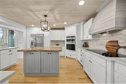 1041 S Town and River Dr, Fort Myers, FL 33919 - Photo 11