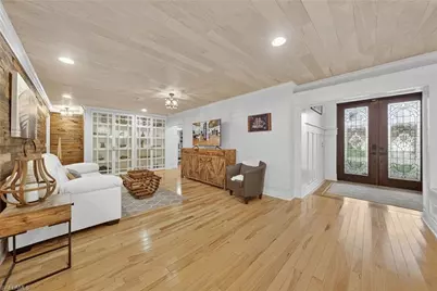 1041 S Town and River Dr, Fort Myers, FL 33919 - Photo 3