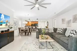 2728 Tiburon Blvd E, Naples, FL 34109 - Photo 9