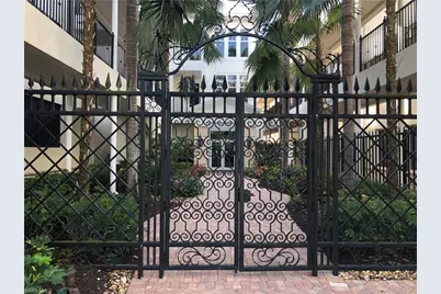 1400 Gulf Shore Blvd N #310, Naples, FL 34102 - Photo 1