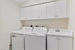 1001 Arbor Lake Dr, Naples, FL 34110 - Photo 15