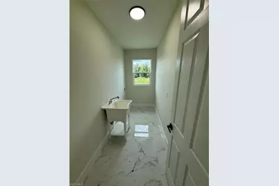 6050 Langdon Ave, Fort Myers, FL 33905 - Photo 13