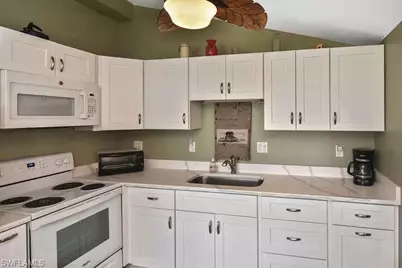 12161 Palm Dr, Fort Myers, FL 33908 - Photo 9