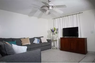 1746 Framingham Ct, Fort Myers, FL 33907 - Photo 3