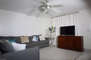 1746 Framingham Ct, Fort Myers, FL 33907 - Photo 3