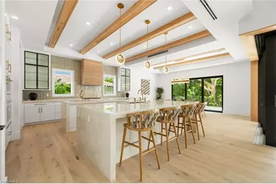 565 Whispering Pine Ln, Naples, FL 34103 - Photo 15