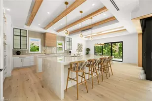 565 Whispering Pine Ln, Naples, FL 34103 - Photo 15