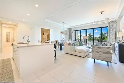 1111 Central Avenue #303, Naples, FL 34102 - Photo 5
