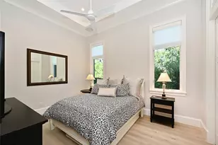 727 Buttonbush Ln, Naples, FL 34108 - Photo 33