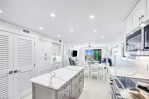 2230 Camino Del Mar Dr, Sanibel, FL 33957 - Photo 9