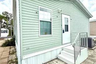 120 Caravan Cir, North Fort Myers, FL 33903 - Photo 17