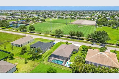 2714 SW 3rd Ln, Cape Coral, FL 33991 - Photo 25