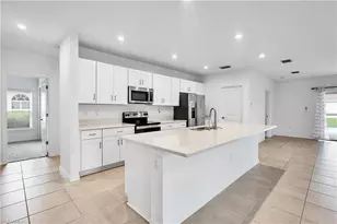 2714 SW 3rd Ln, Cape Coral, FL 33991 - Photo 11