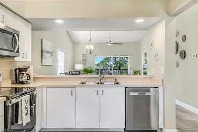 7360 Glenmoor Ln #4301, Naples, FL 34104 - Photo 5