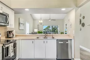 7360 Glenmoor Ln, Naples, FL 34104 - Photo 5