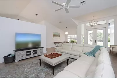 6653 Mill Run Cir, Naples, FL 34109 - Photo 9