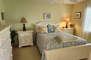 6985 Dennis Cir, Naples, FL 34104 - Photo 7