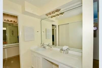 555 Park Shore Dr #B-309, Naples, FL 34103 - Photo 15