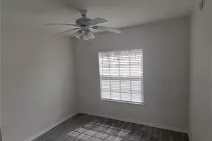 8313 Bernwood Cove Loop, Fort Myers, FL 33966 - Photo 7