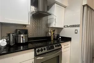 5319 Summerlin Rd, Fort Myers, FL 33919 - Photo 9