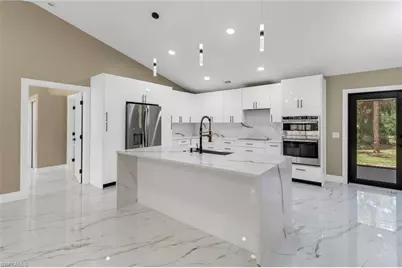 431 1st St NW, Naples, FL 34120 - Photo 3