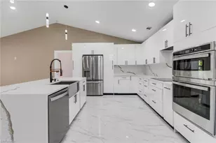 431 1st St NW, Naples, FL 34120 - Photo 5