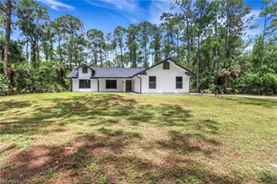 431 1st St NW, Naples, FL 34120 - Photo 1