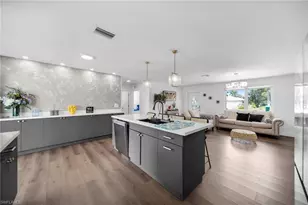 127 SE 43rd Ln, Cape Coral, FL 33904 - Photo 13