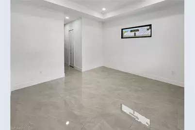 9 SW 14th Ave, Cape Coral, FL 33991 - Photo 13