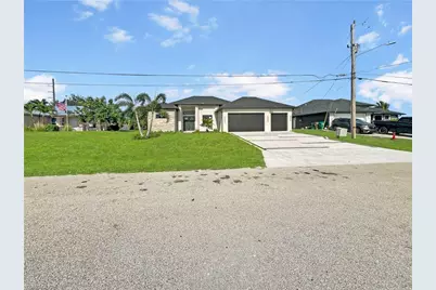 9 SW 14th Ave, Cape Coral, FL 33991 - Photo 3