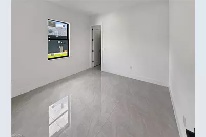 9 SW 14th Ave, Cape Coral, FL 33991 - Photo 21