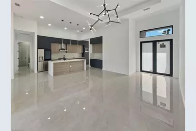 9 SW 14th Ave, Cape Coral, FL 33991 - Photo 9