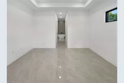 9 SW 14th Ave, Cape Coral, FL 33991 - Photo 15