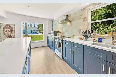 27237 Rio Vista Circle, Bonita Springs, FL 34135 - Photo 15