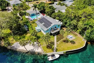 27237 Rio Vista Cir, Bonita Springs, FL 34135 - Photo 3