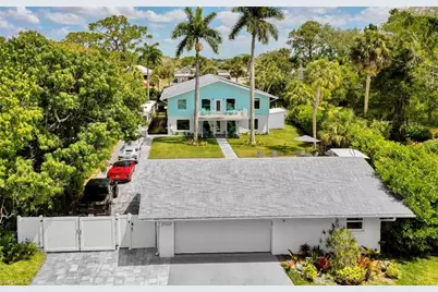 27237 Rio Vista Circle, Bonita Springs, FL 34135 - Photo 9