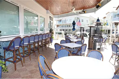 909 10th St S, Naples, FL 34102 - Photo 13