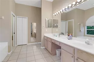 9521 Mariners Cove Ln, Fort Myers, FL 33919 - Photo 13