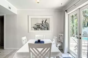 650 S Golf Dr, Naples, FL 34102 - Photo 21