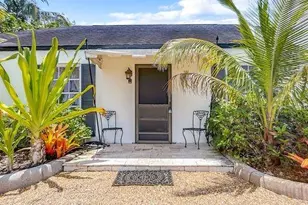 650 S Golf Dr, Naples, FL 34102 - Photo 7