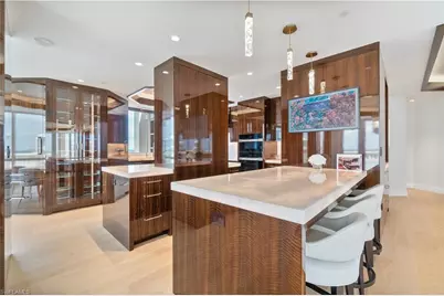 4021 Gulf Shore Blvd N #14, Naples, FL 34103 - Photo 9