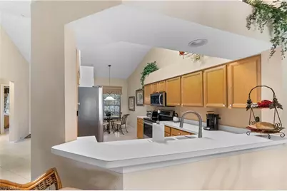 1980 Willow Bend Cir #7-204, Naples, FL 34109 - Photo 5