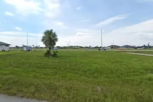 1704 NW 31st Pl, Cape Coral, FL 33993 - Photo 1