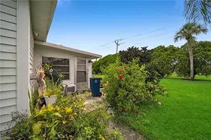 63 Tangelo Ct, Lehigh Acres, FL 33936 - Photo 17