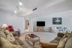 4041 Gulf Shore Blvd N, Naples, FL 34103 - Photo 9