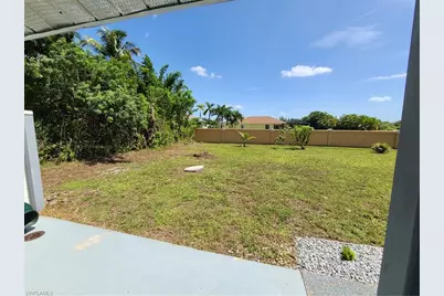 134 SE 8th St, Cape Coral, FL 33990 - Photo 7