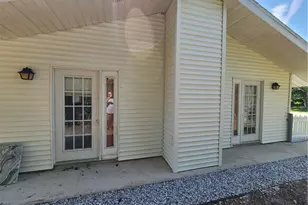 134 SE 8th St, Cape Coral, FL 33990 - Photo 5