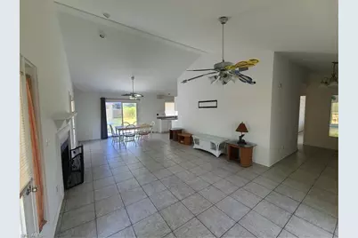 134 SE 8th St, Cape Coral, FL 33990 - Photo 13