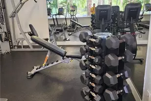 810 NW 47th Ave, Miami, FL 33126 - Photo 9