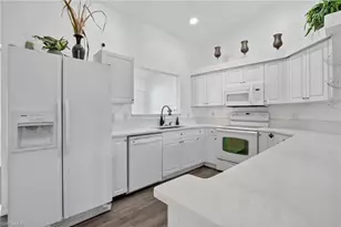 1905 SW 11th St, Cape Coral, FL 33991 - Photo 19